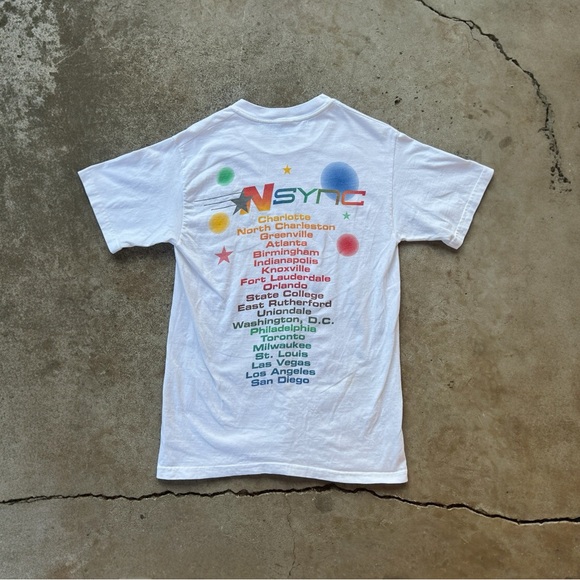 2000s *NSYNC vintage concert tour tshirt white size medium cut tag double stitch - Picture 2 of 3